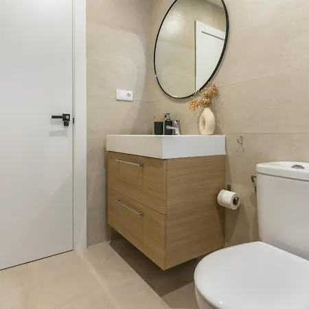 Monet, Apartamento Con Terraza, Cuna Y Trona Gijon Exterior photo
