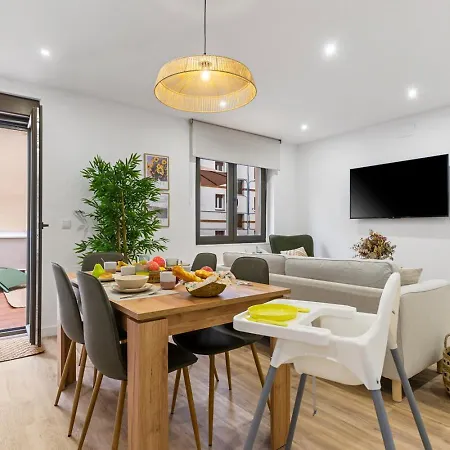Monet, Apartamento Con Terraza, Cuna Y Trona Gijon Exterior photo